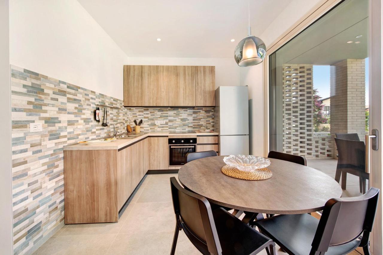 Ferienwohnung Garden Borgo Secolo Peschiera del Garda Exterior foto