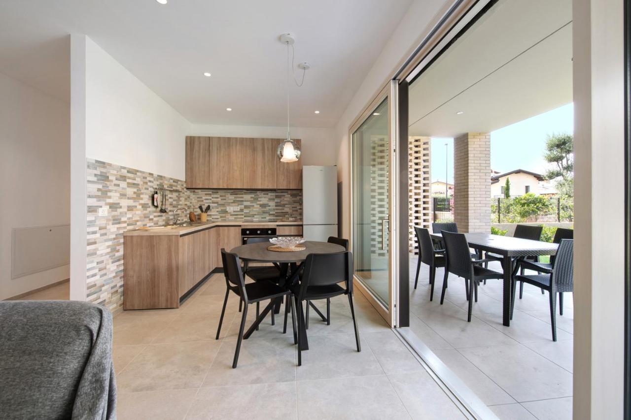 Ferienwohnung Garden Borgo Secolo Peschiera del Garda Exterior foto